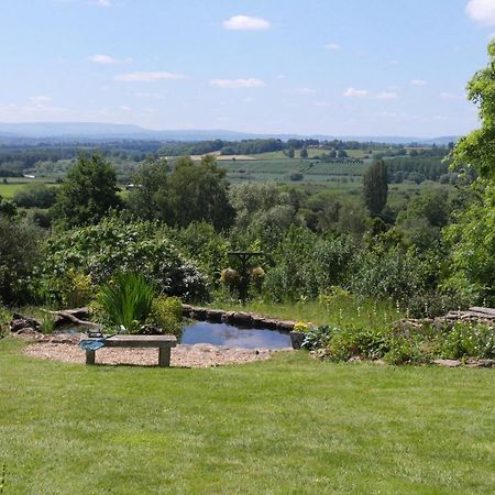 Prospect Barn Bed & Breakfast Херфорд Екстериор снимка